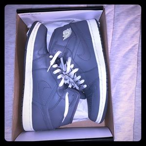 Air Jordan 1 Mid/cool grey